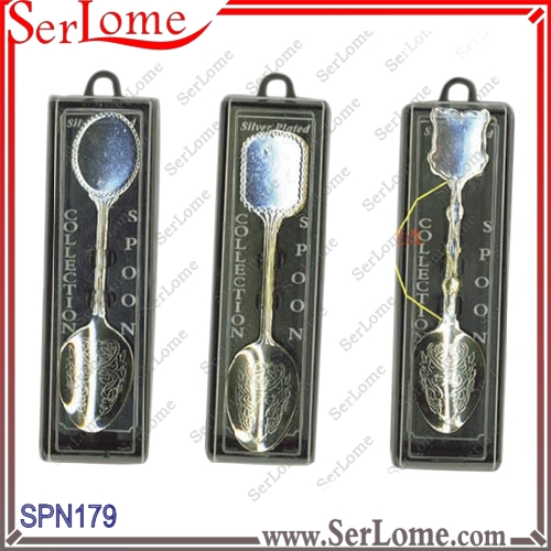  Metal Souvenir Spoon Collection